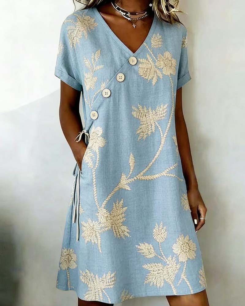 Vestido corto de mujer con fila de botones diagonal