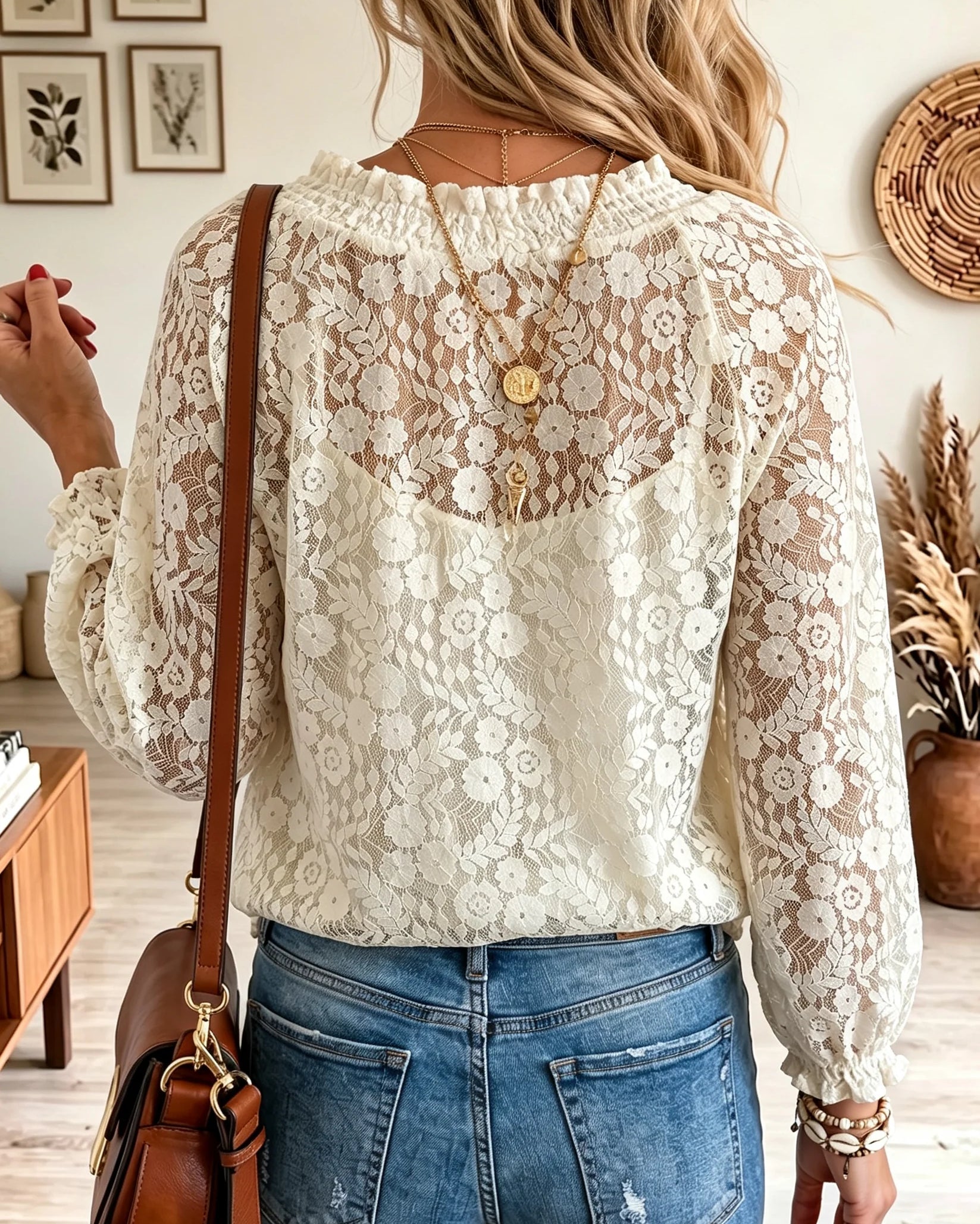 Blusa de encaje para mujer con escote en V y mangas fluidas