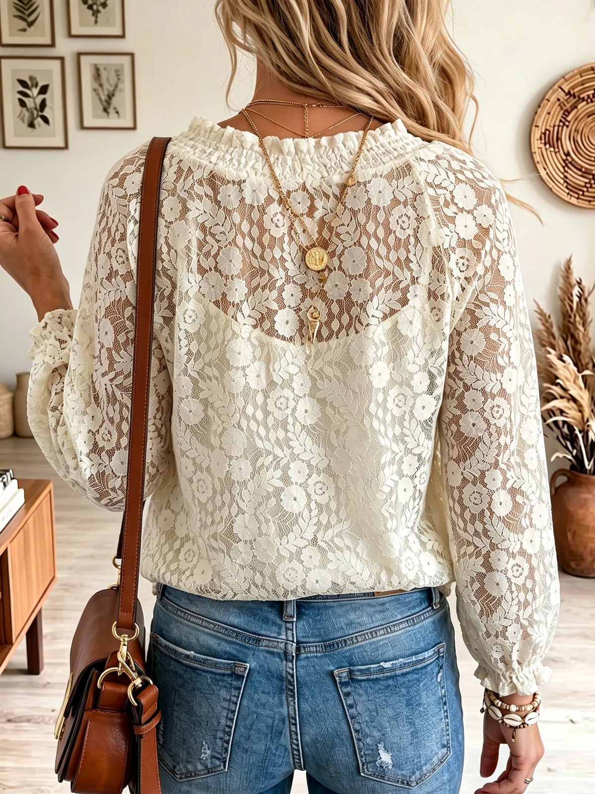 Blusa de encaje para mujer con escote en V y mangas fluidas
