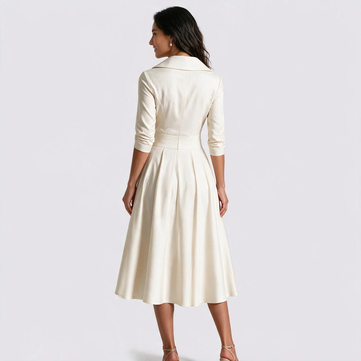 Vestido largo de mujer con costura en la cintura y drapeado