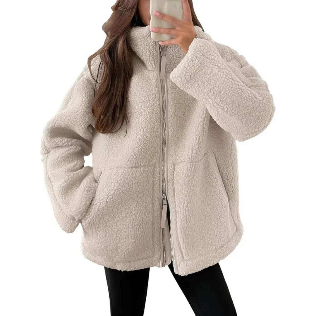 Chaqueta para mujer con silueta entallada