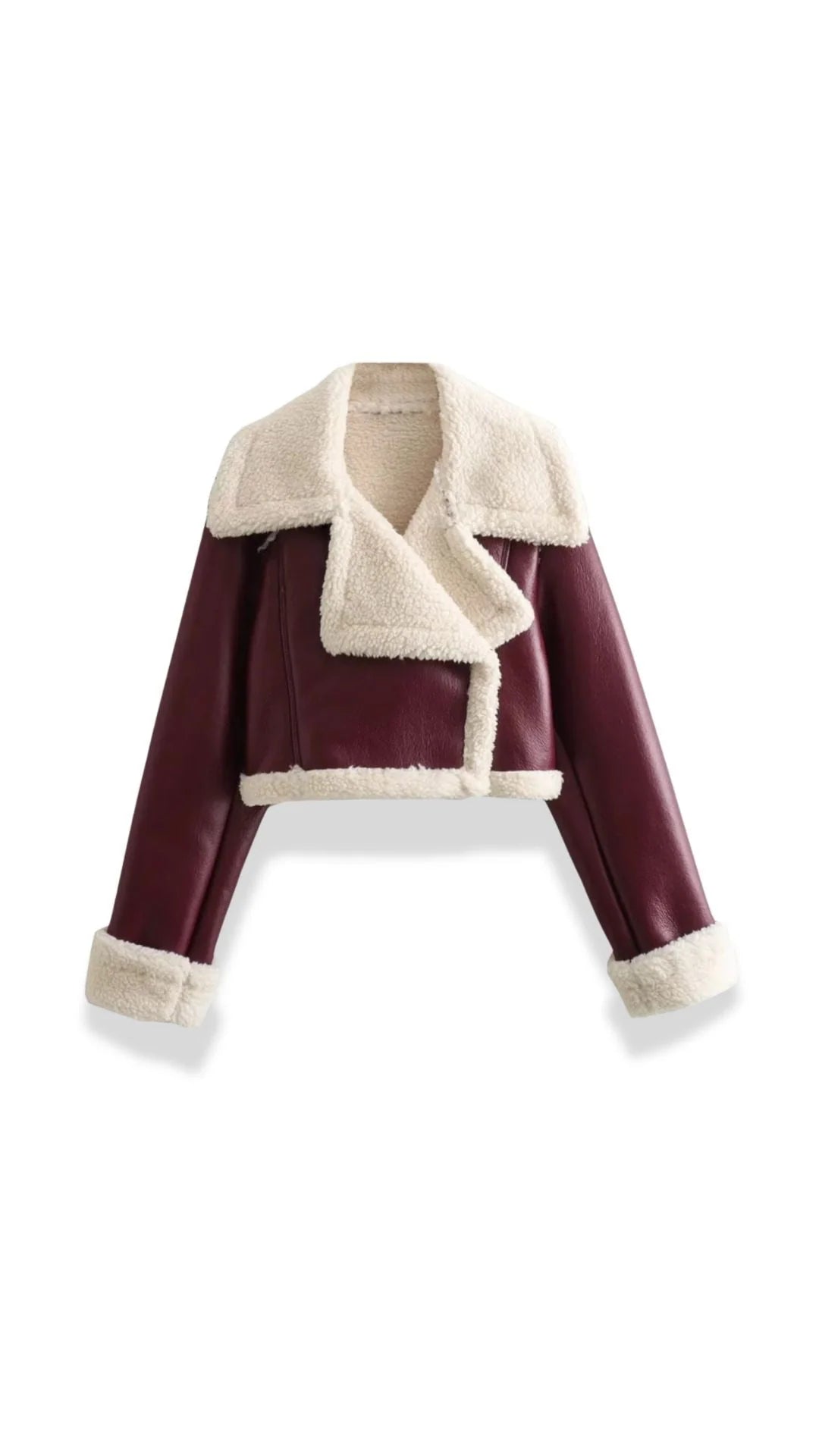 Chaqueta de mujer efecto piel con detalles de borreguito