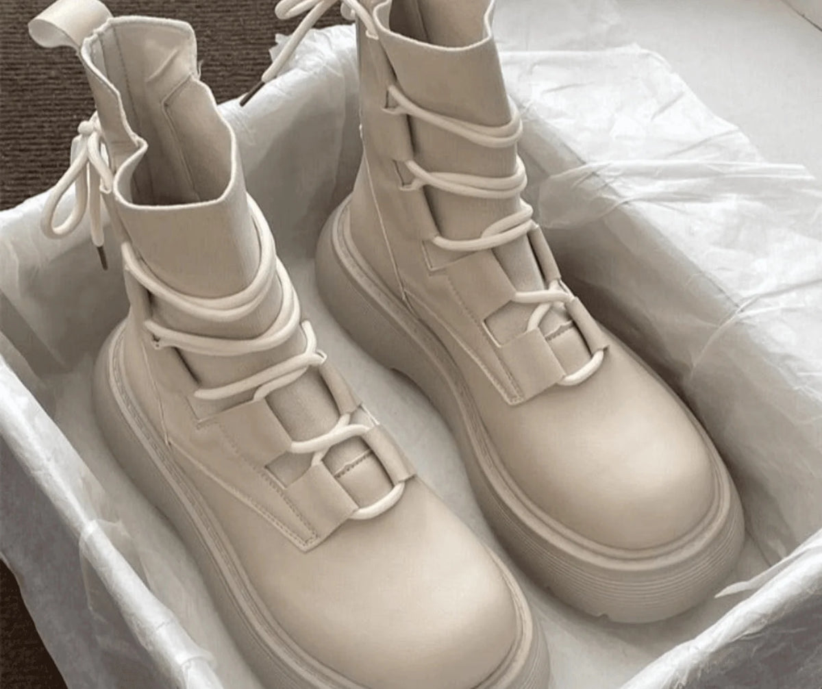 Botas de combate de cuero sintético para mujer con suela plataforma y hebillas