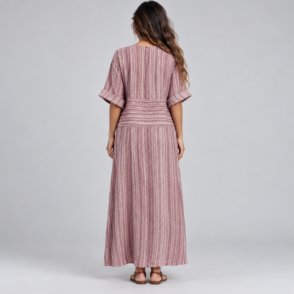 Vestido largo de mujer con escote en V y rayas verticales