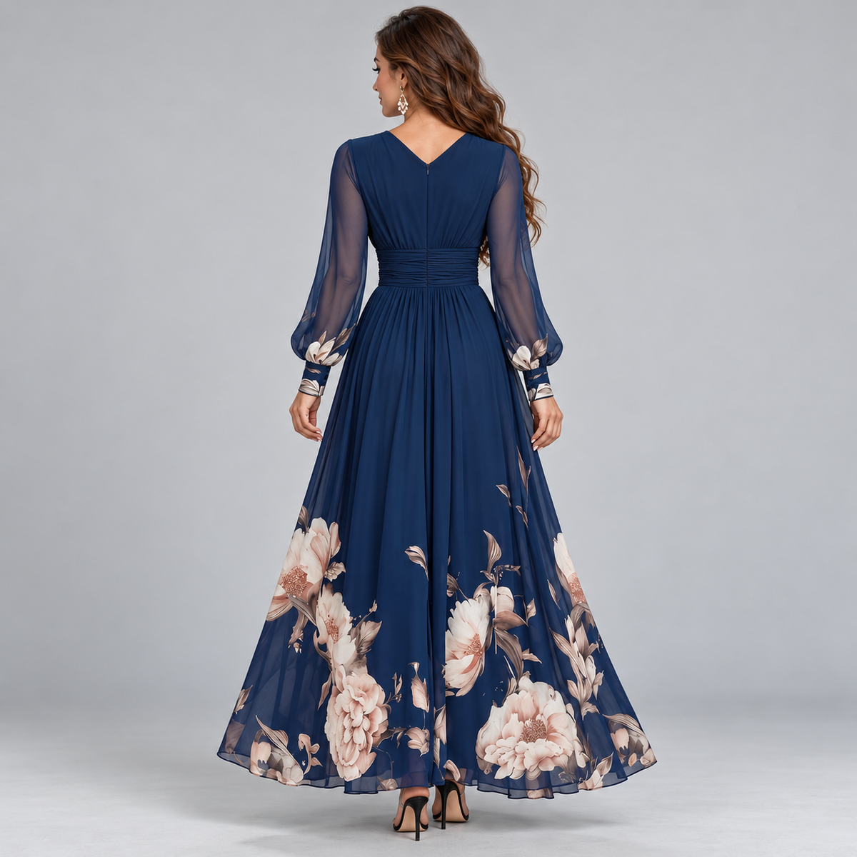 Vestido largo de mujer con mangas transparentes
