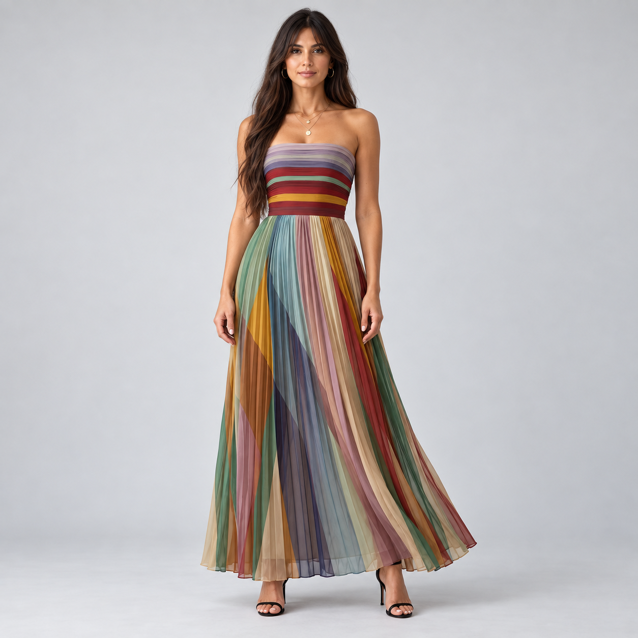 Women's Long Dress with Pleats and Sweetheart Neckline
