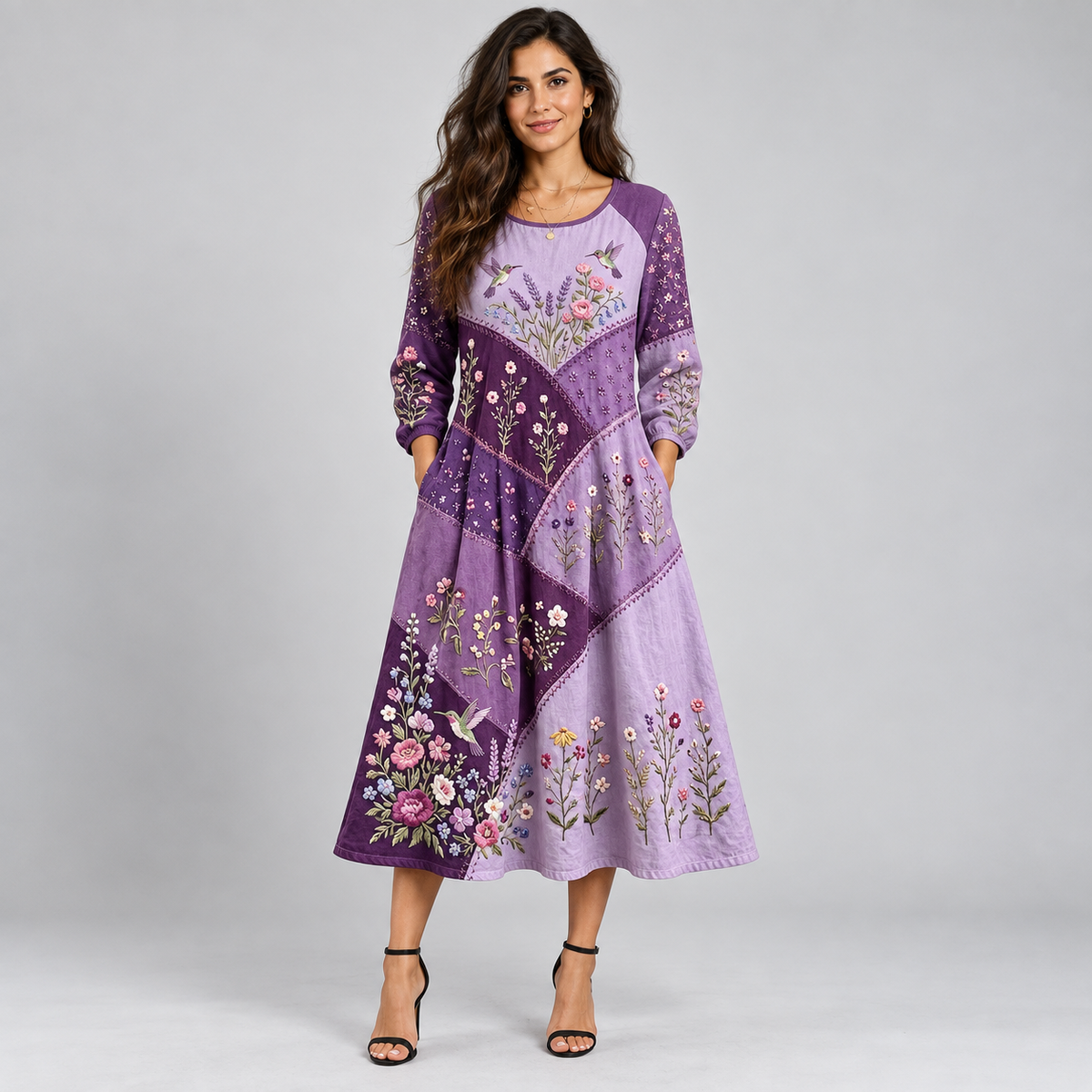 Vestido de mujer con flores pintadas a mano