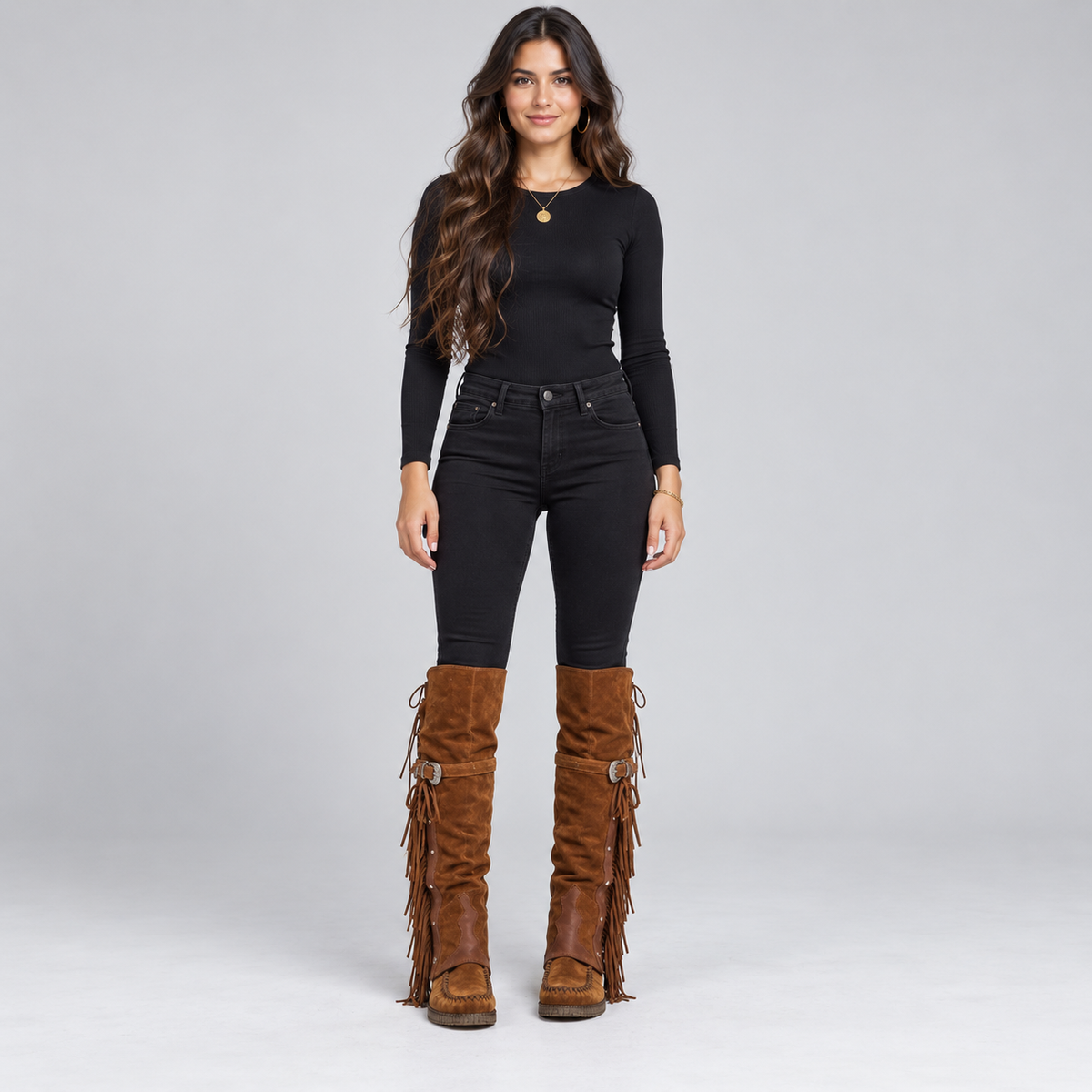 Botas altas de ante para mujer con flecos y tachuelas