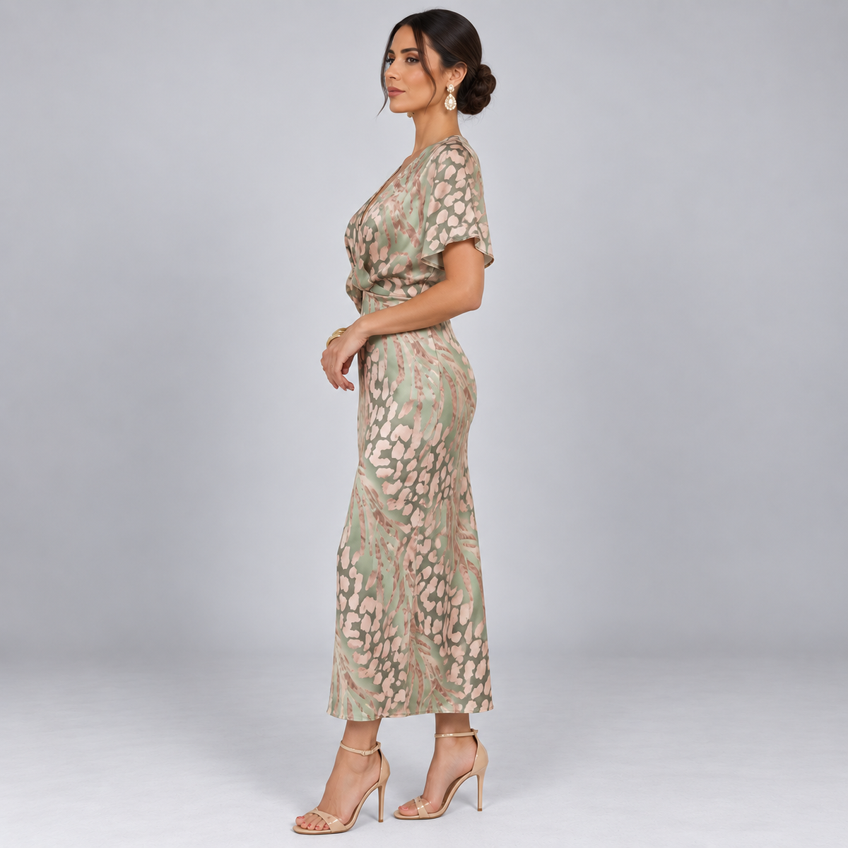 Vestido Midi con Nudo Retorcido en la Cintura | Corte Envolvente y Caída Fluida | Estilo para Bodas y Fiestas de Jardín