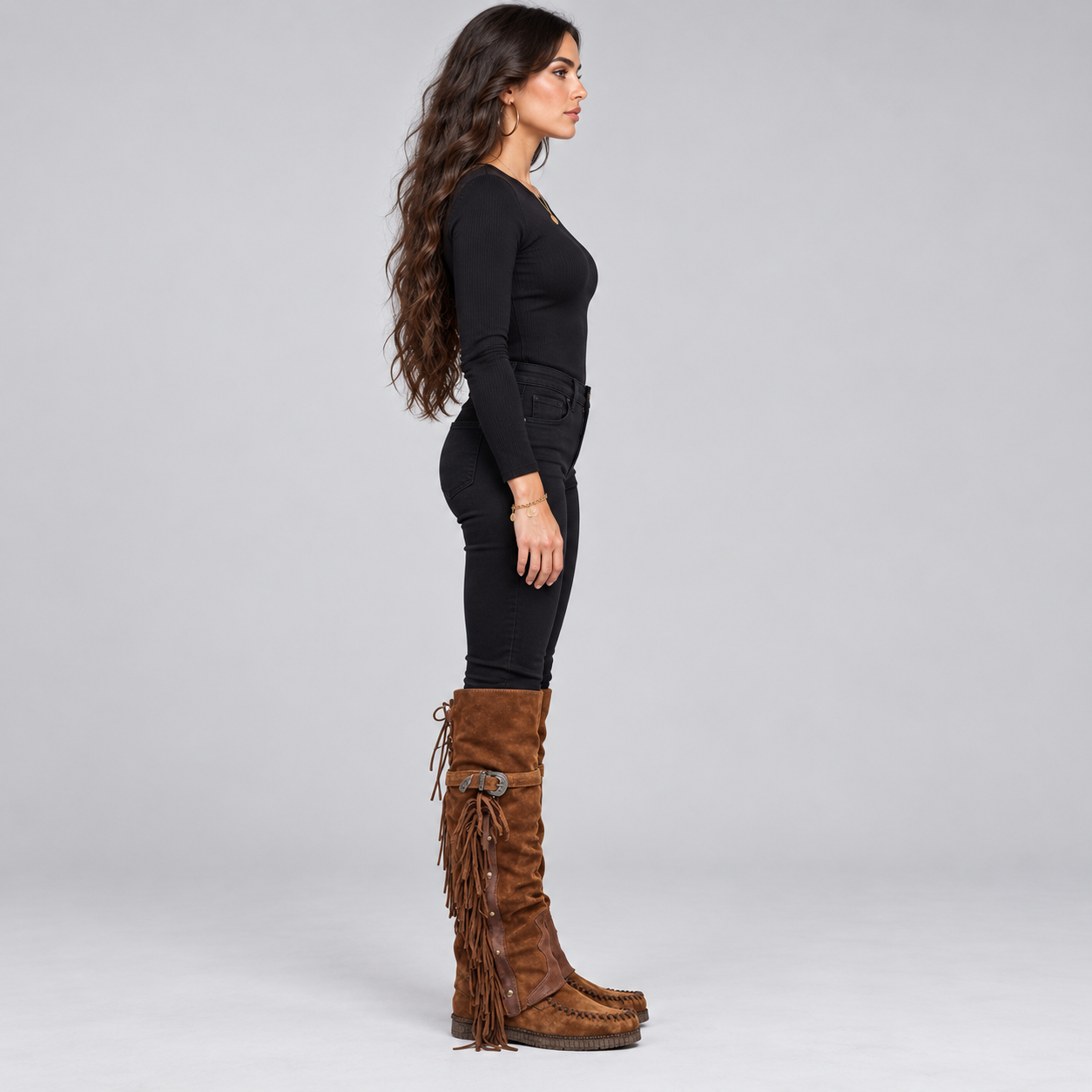 Botas altas de ante para mujer con flecos y tachuelas