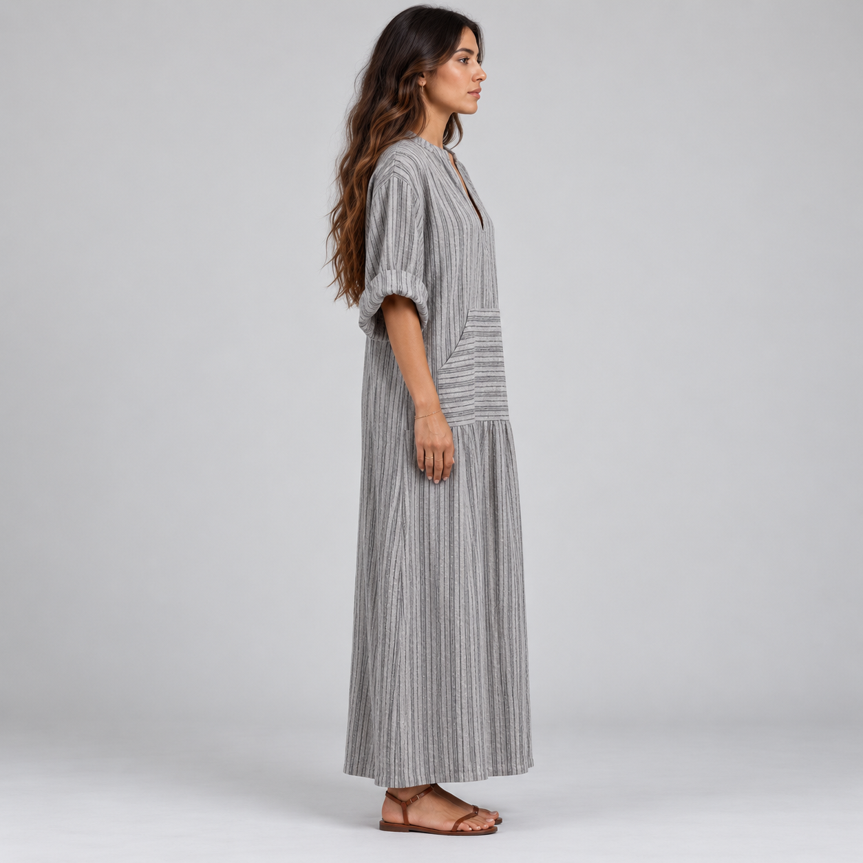 Vestido largo de mujer con escote en V y rayas verticales