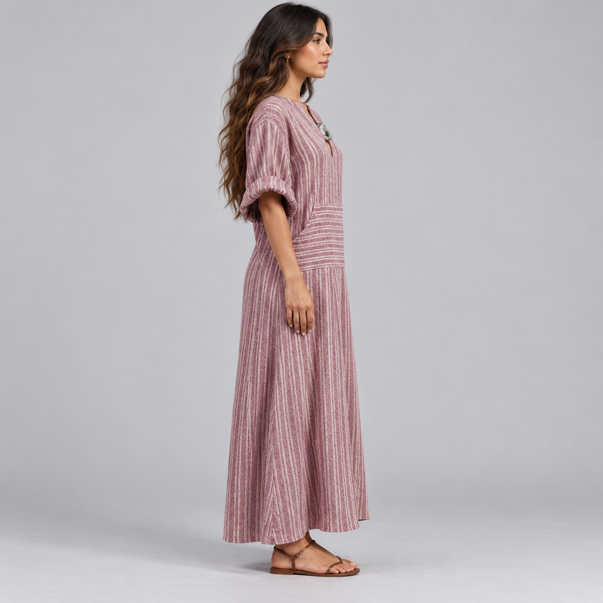 Vestido largo de mujer con escote en V y rayas verticales