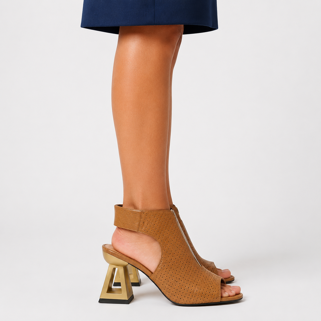 TACONES GEOMÉTRICOS PARA MUJERES
