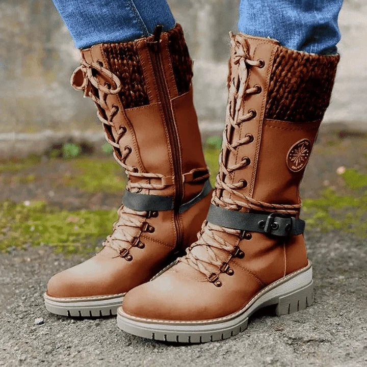 Botines de mujer forrados con cordones ajustables