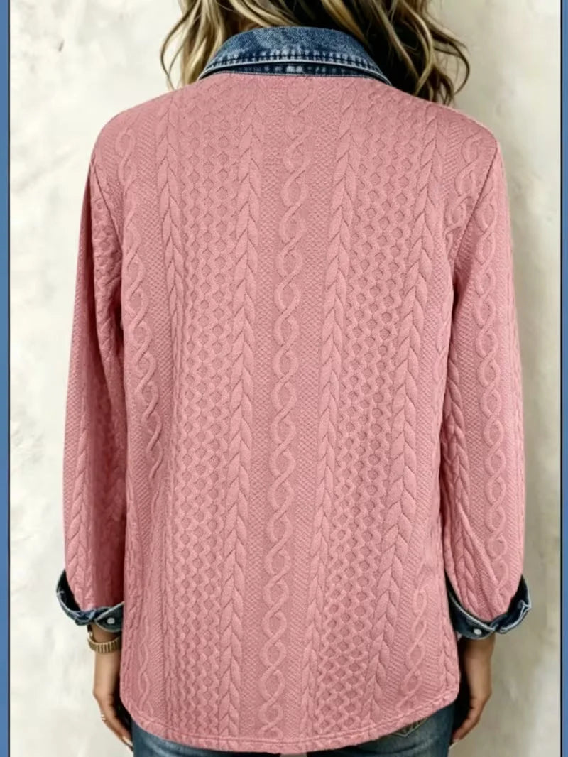 Camiseta de manga larga trenzada para mujer con aplicaciones de tela vaquera