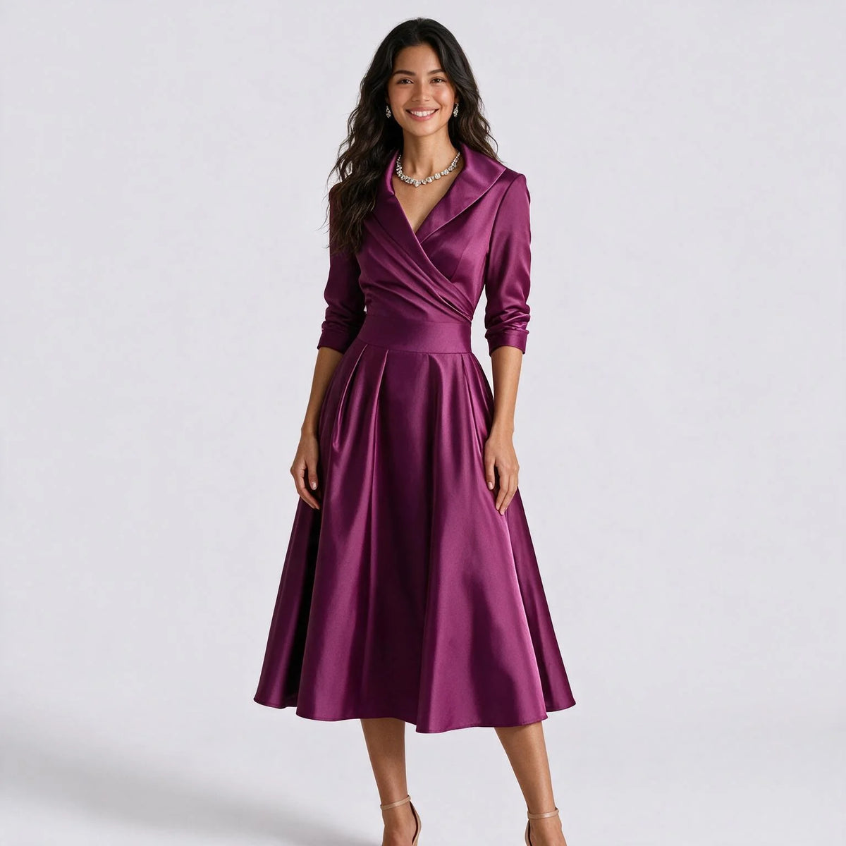 Vestido largo de mujer con costura en la cintura y drapeado