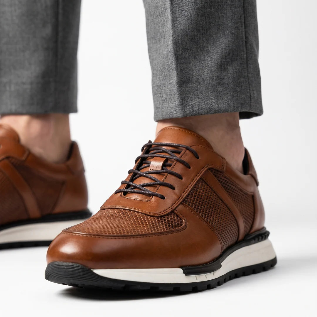 Zapatillas unisex con cordones y inserciones de malla