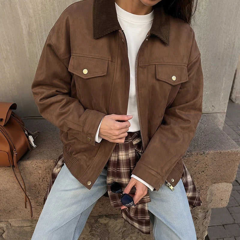 Chaqueta de mujer de ante sintético con cuello de pana
