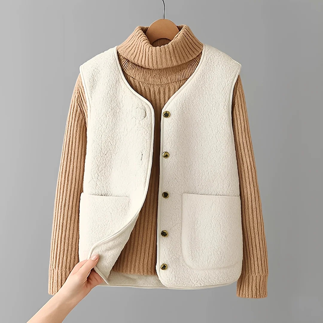 Chaleco para mujer con una llamativa textura de felpa