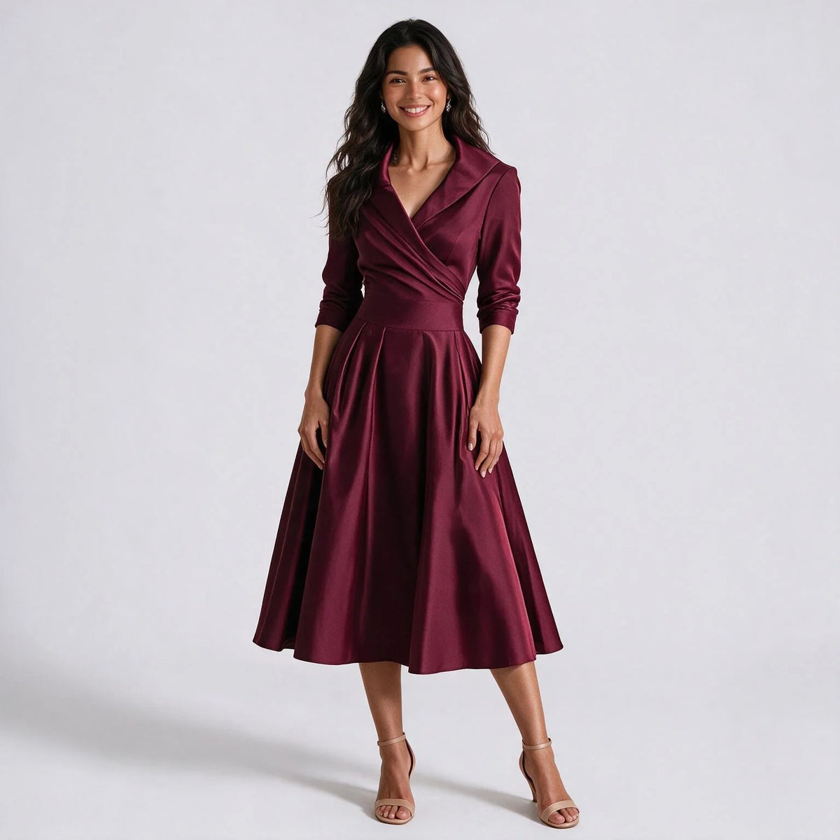 Vestido largo de mujer con costura en la cintura y drapeado